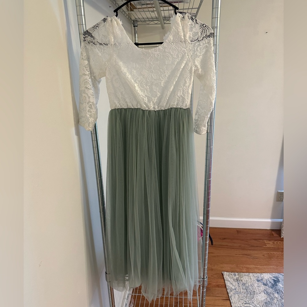 David’s Bridal Flower Girl Dress